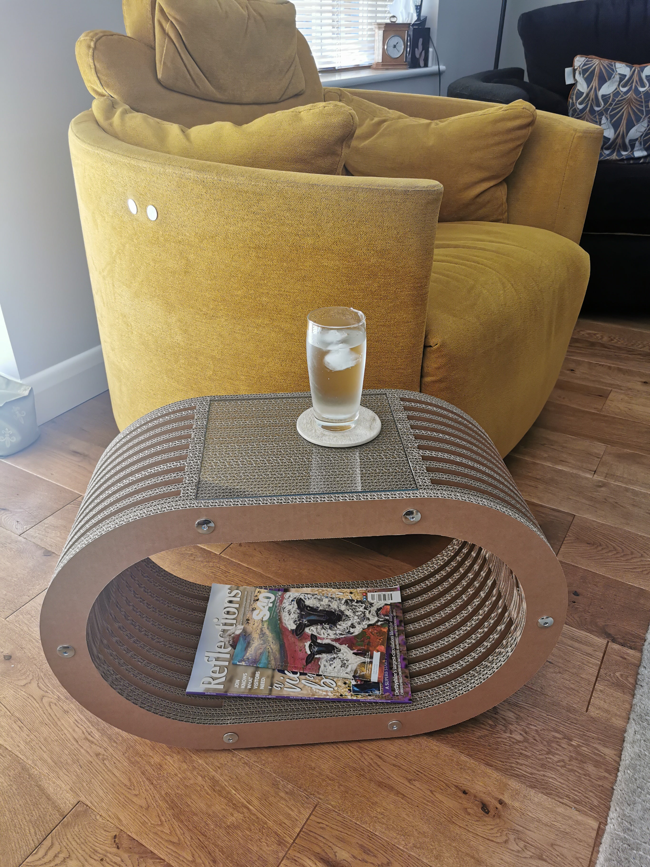 Mini Oval Table
