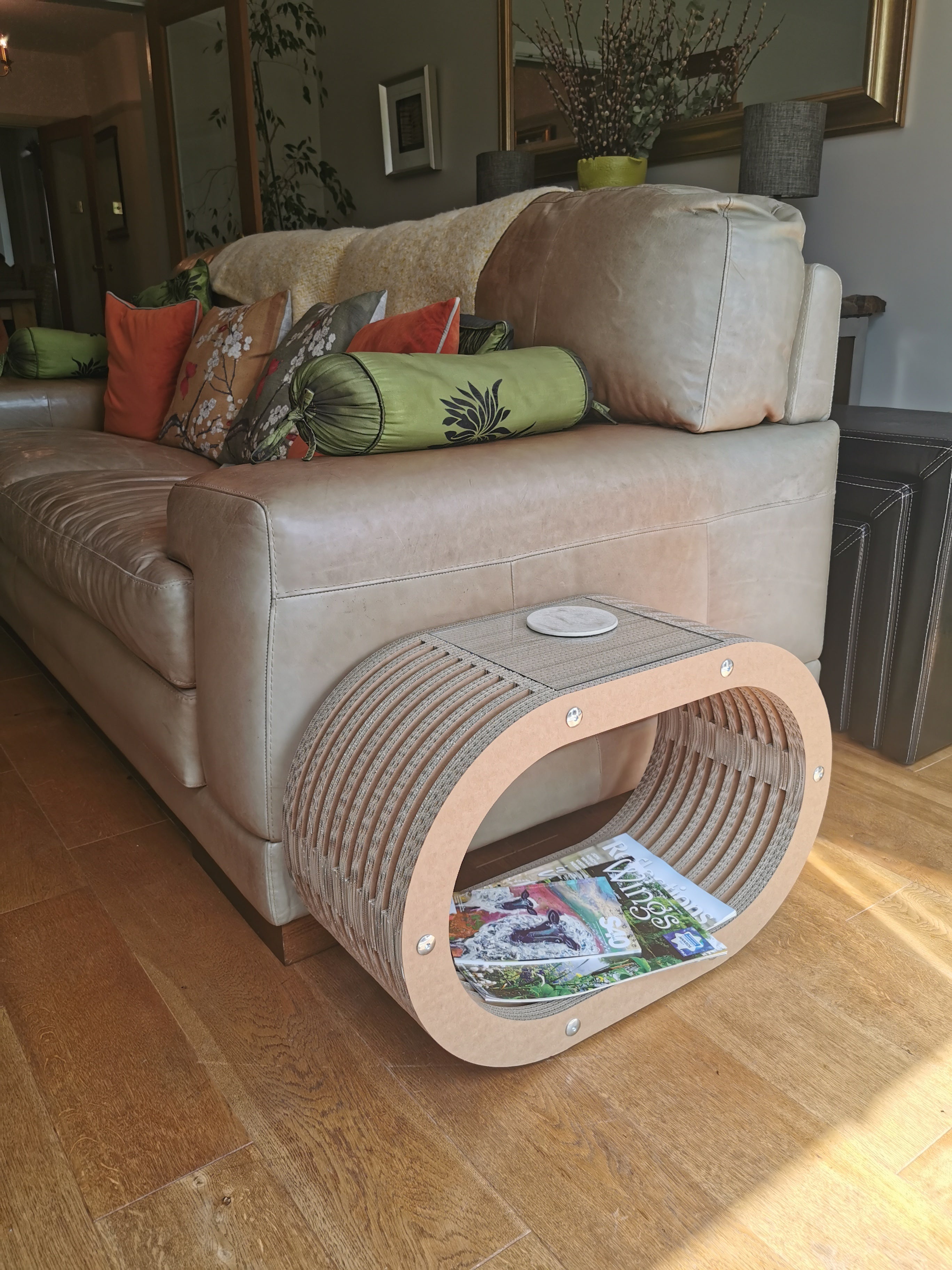 Mini Oval Table